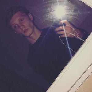 Meet your Posher, Cameron